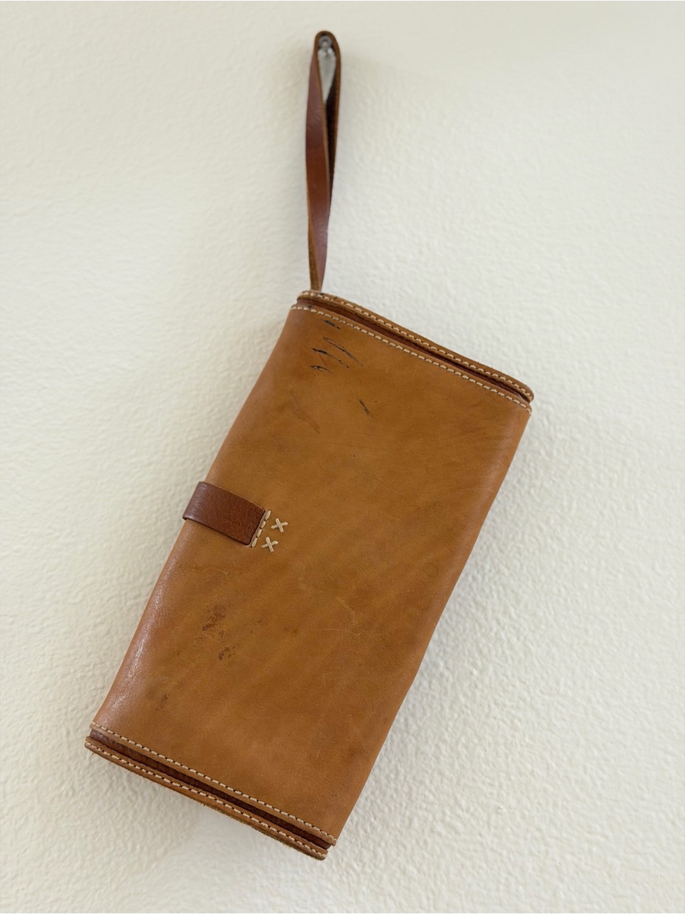 π€β¨ 1937 Accessories 100% Leather Cognac Wristlet Wallet β¨π€ - Picture 3 of 13